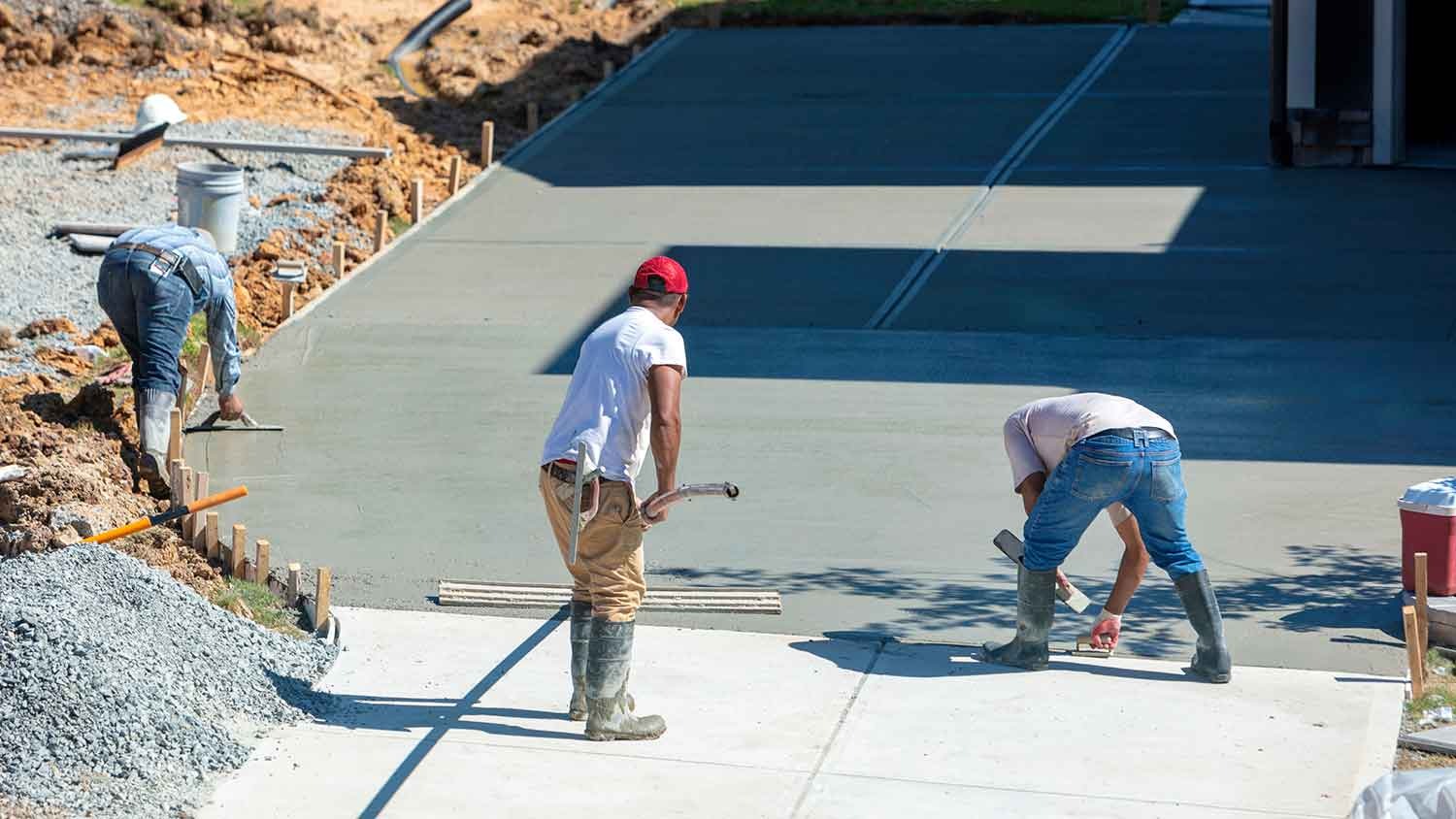 Expert Concrete Installation and Surface Finishing