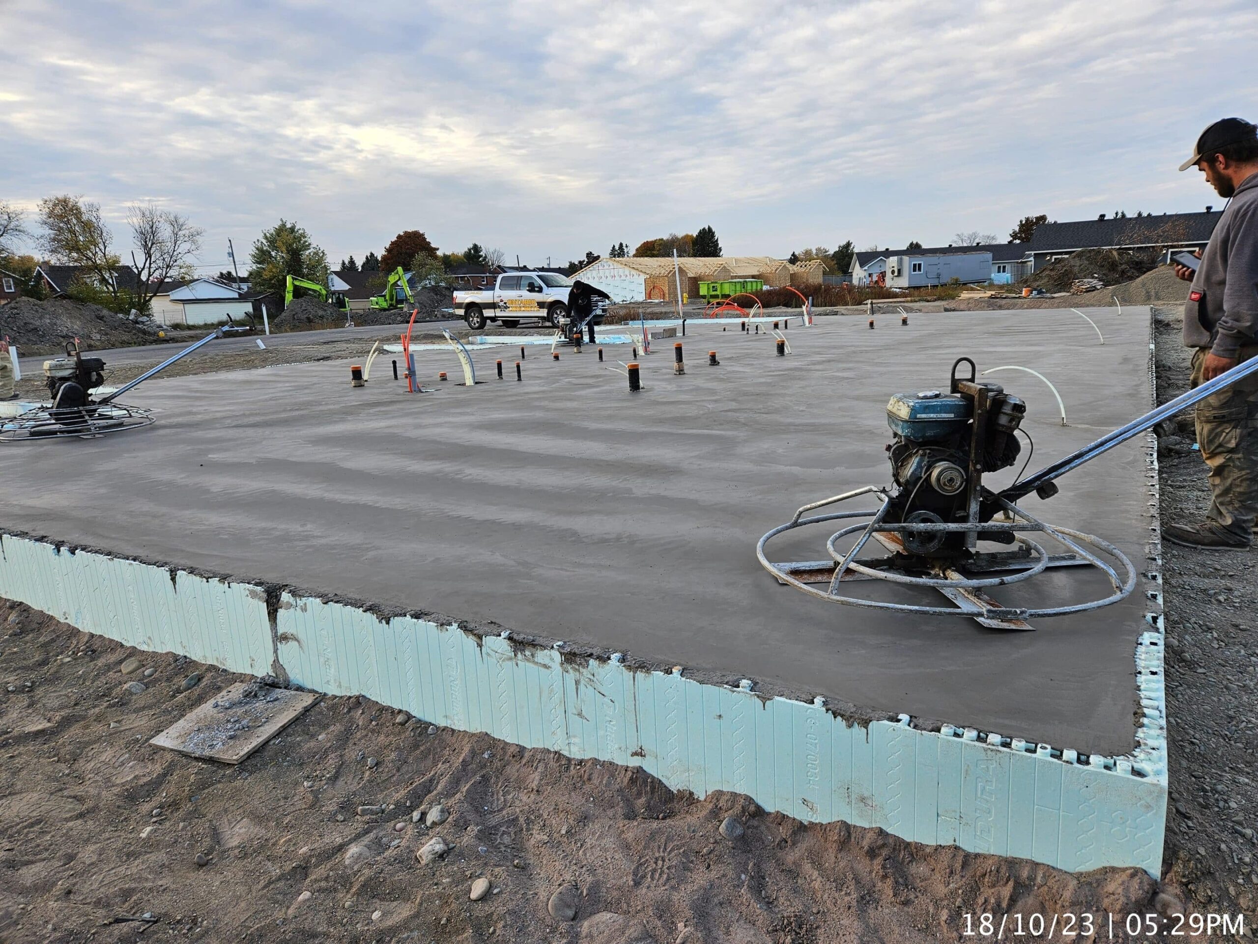 Reliable Concrete Pouring and Finishing Services