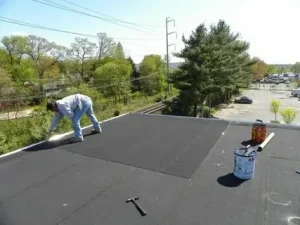 Who Offers Flat Roof Repair Services in Central Washington?