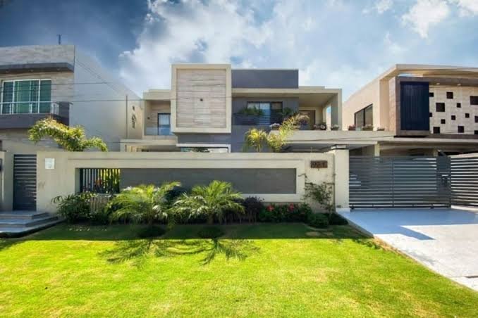 Home Construction Contractor